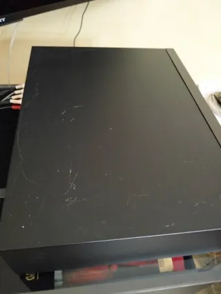 Equalizzatore Pioneer GR-555 con 7+7 bande.