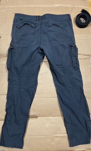 4 Pantalones Forclaz NH500 Gris 46 tipo Cargo