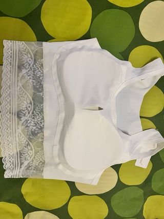 Top sujetador blanco con encaje