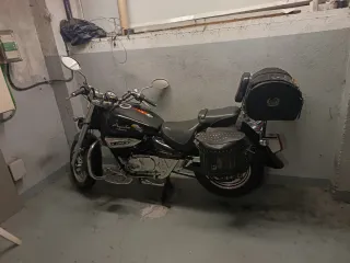 Moto Custom Aquila Negra