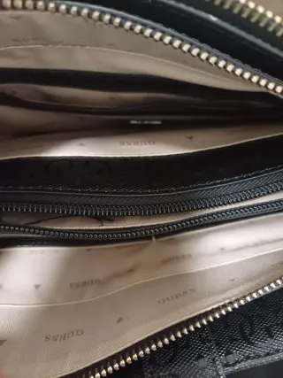 Bolso Guess Negro Auténtico