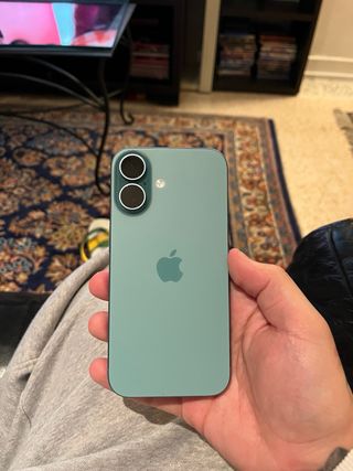iPhone 16 Verde