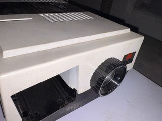 Proyector Braun Antiguo Blanco y Negro