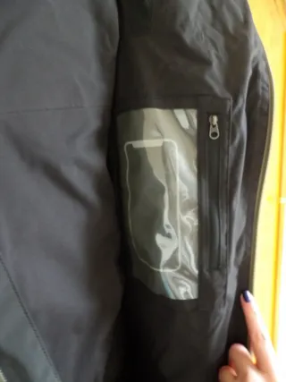 Mono TOBE Snowboard Talla L Nuevo