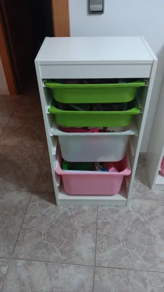 Mueble organizador infantil IKEA