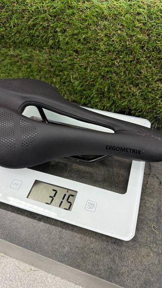 Sillín Ges Ergometrix Anti-prostático Negro Nuevo