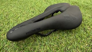 Sillín Ges Ergometrix Anti-prostático Negro Nuevo