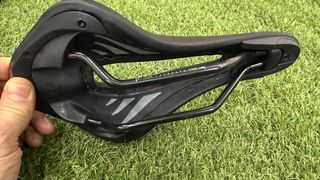 Sillín Ges Ergometrix Anti-prostático Negro Nuevo