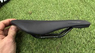 Sillín Ges Ergometrix Anti-prostático Negro Nuevo