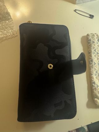 Cartera Tous Negra y Gris Camuflaje