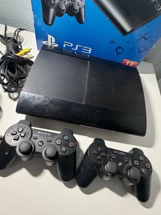 Consola Sony PS3 + 2 Mandos