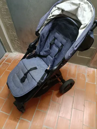 Carro de bebé con capazo