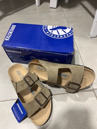 Sandalias Birkenstock Beige Talla 39 Nuevas