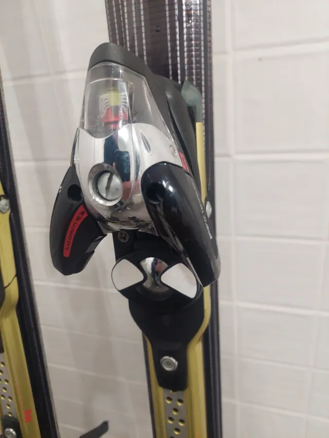 Esquís Salomon Equipe 10 RC