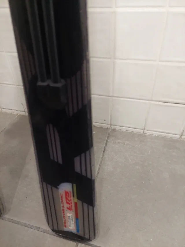 Esquís Salomon Equipe 10 RC