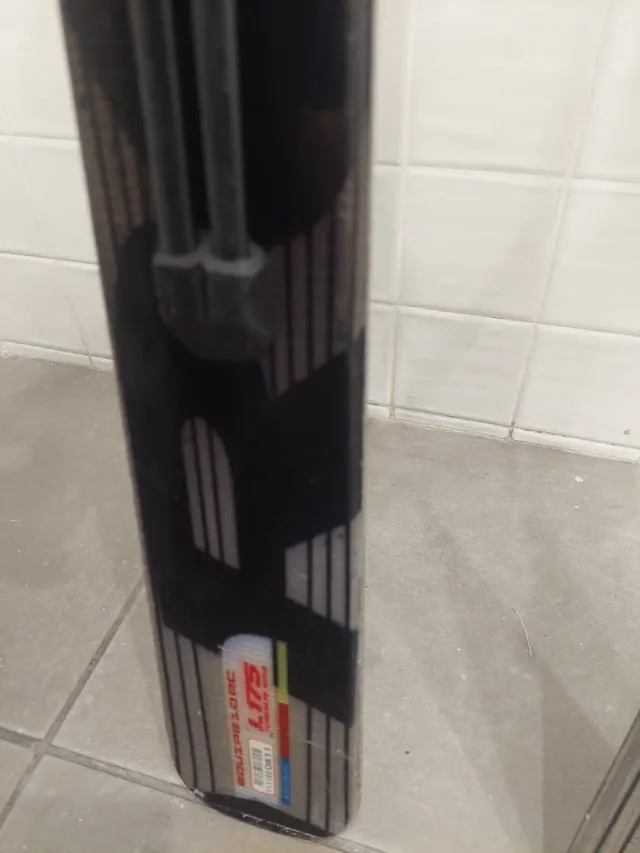 Esquís Salomon Equipe 10 RC