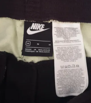 Pantalones Nike Air Negro y verde claro