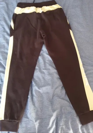 Pantalones Nike Air Negro y verde claro