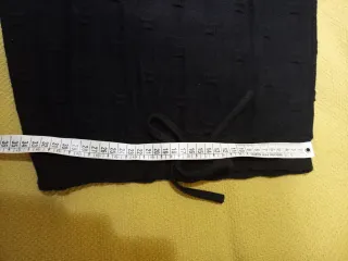 Falda larga negra de punto