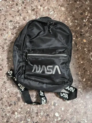 Mochila NASA Negra Pequeña