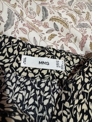 Blusa Mango estampada flores blanco y negro