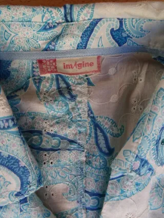 Blusa Imagine azul y blanca