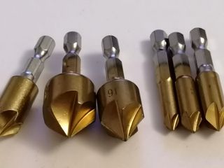 Brocas Avellanadoras Mas remache y Alicate