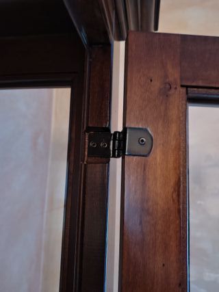 Vetrina classica legno massello noce