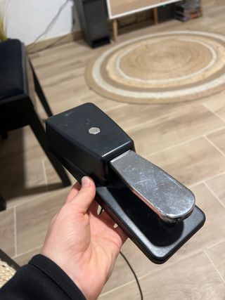 Pedal de Sostenido Thomann Negro