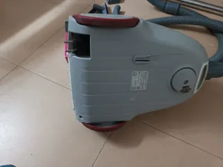 Aspirador Ufesa Activa AC3000