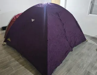 Tienda de campaña y avance