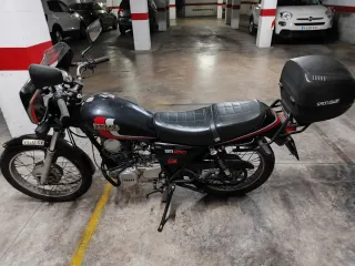 Yamaha 250 Moto