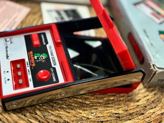 Nintendo Game & Watch Mario's Bombs Away