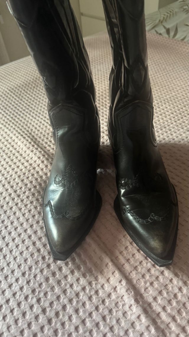 Botas Tejanas Negras Bordadas