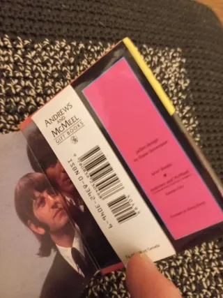 The Beatles - MINI GIFT BOOK -  1993