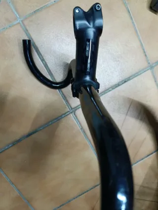 Manillar Oval Concepts 420 Negro