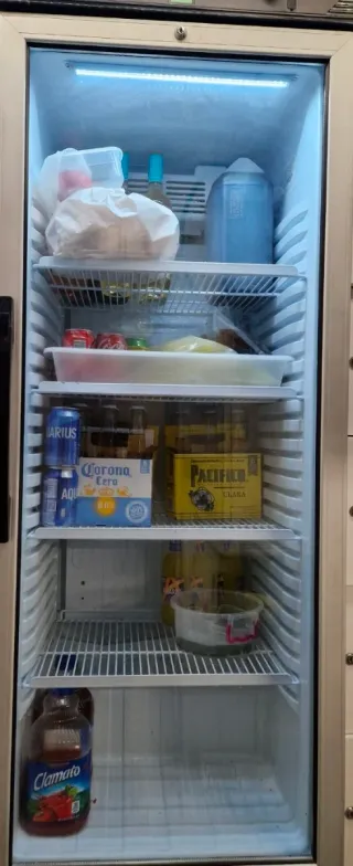 Nevera expositora refrigerada