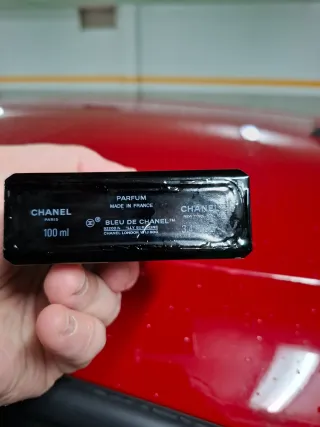 Bote vacío Bleu de Chanel Parfum