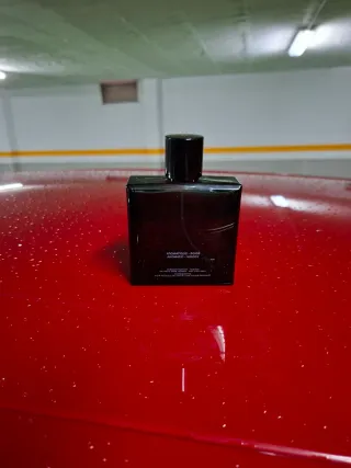 Bote vacío Bleu de Chanel Parfum