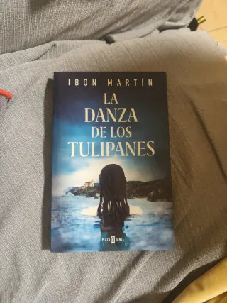 La danza de los Tulipanes / The Dance of the Tu...