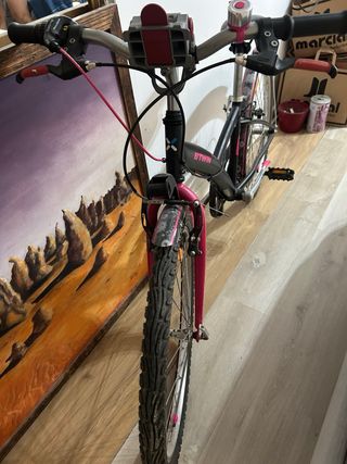 Bicicleta niña B'TWIN rosa buen estado
