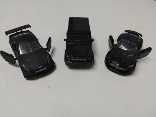 Lote 3 Coches Alta Gama 1/64, majorette