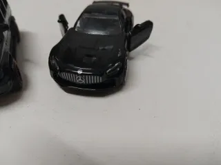 Lote 3 Coches Alta Gama 1/64, majorette