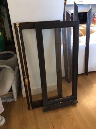 Ventana de madera con cristales. DOS MODELOS