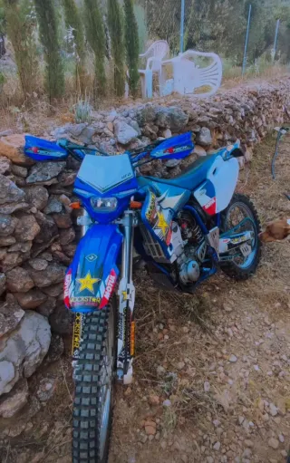 Yamaha YZ-425f Moto de Cross