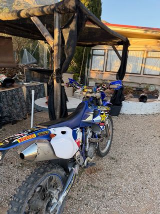 Yamaha YZ-425f Moto de Cross