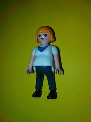 Playmobil figura mujer embarazada embarazo ciudad