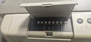 Proiettore Eiki LC-120 VHS videoregistratore combi