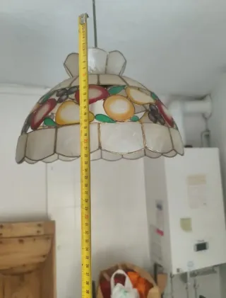 Lámpara colgante con frutas