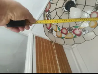 Lámpara colgante con frutas